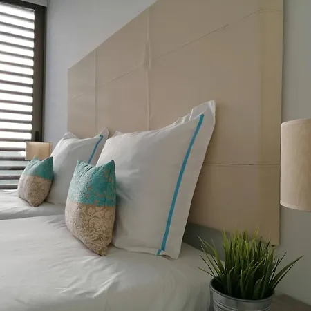 Vila Silver Coast Heights H *